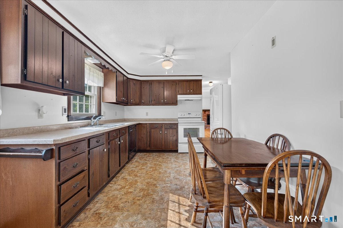 195 Wagher Road Thompson CT 06255