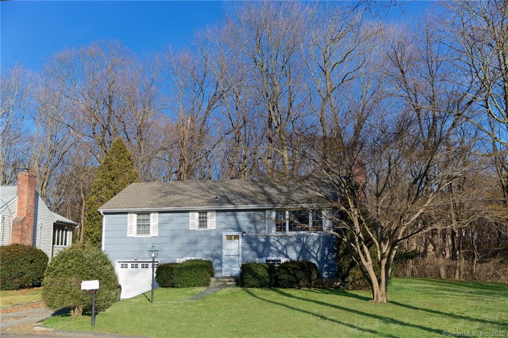 10 Plumley Circle Norwalk CT 06851