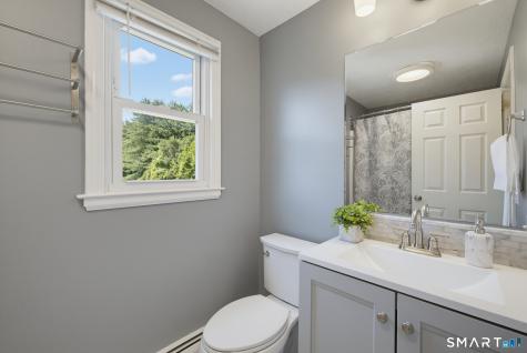 97 Nutmeg Drive Manchester CT 06040