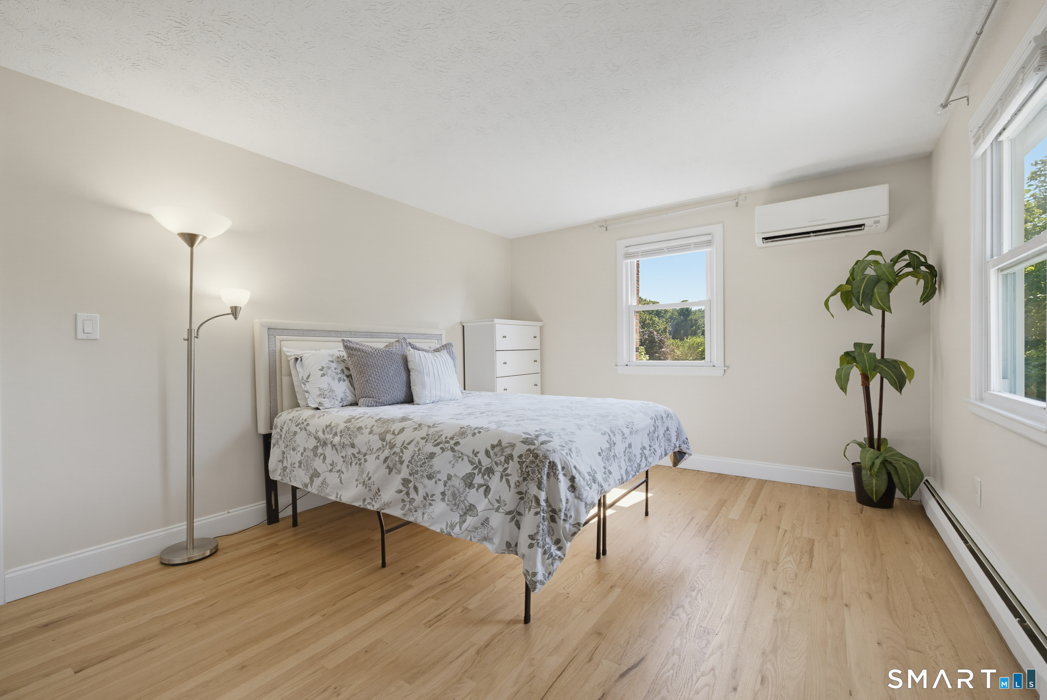 97 Nutmeg Drive Manchester CT 06040