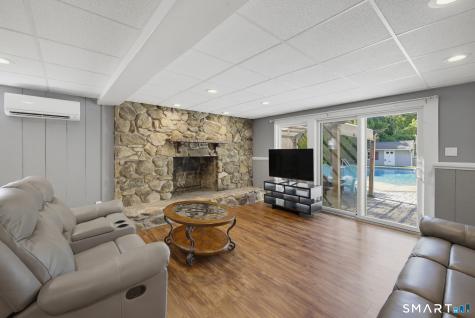 97 Nutmeg Drive Manchester CT 06040
