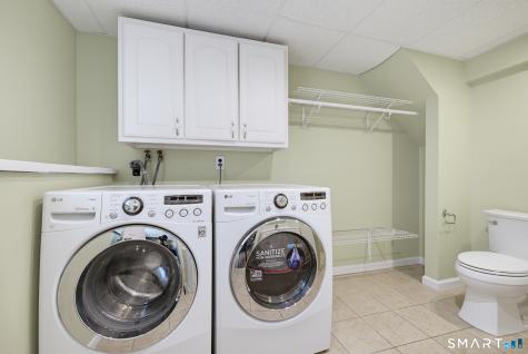 97 Nutmeg Drive Manchester CT 06040