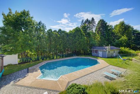 97 Nutmeg Drive Manchester CT 06040