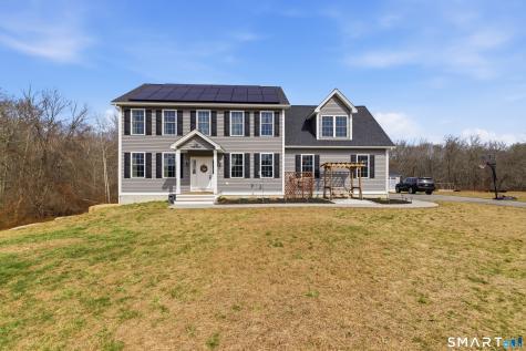 26 Quakertown Meadows Ledyard CT 06339