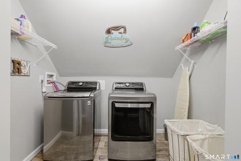 26 Quakertown Meadows Ledyard CT 06339