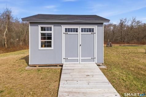 26 Quakertown Meadows Ledyard CT 06339