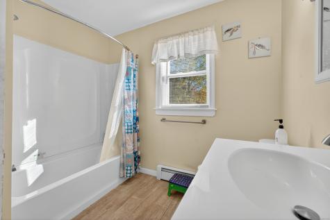 97 Boothbay Street Bloomfield CT 06002