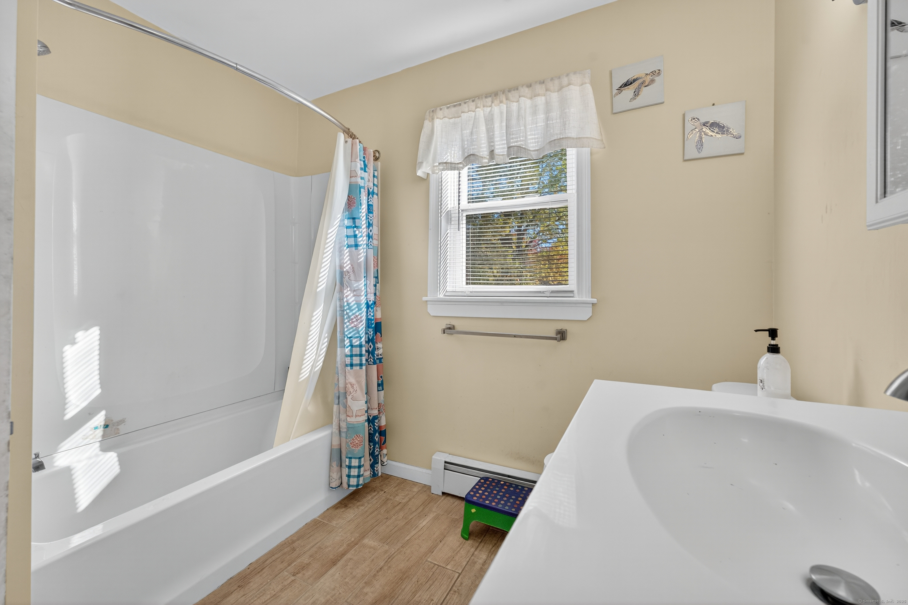 97 Boothbay Street Bloomfield CT 06002