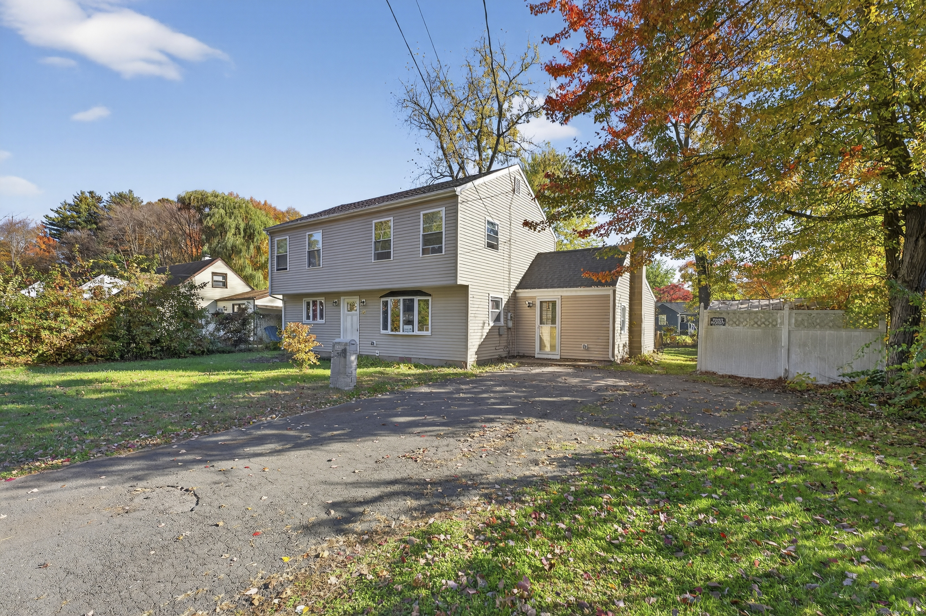 97 Boothbay Street Bloomfield CT 06002