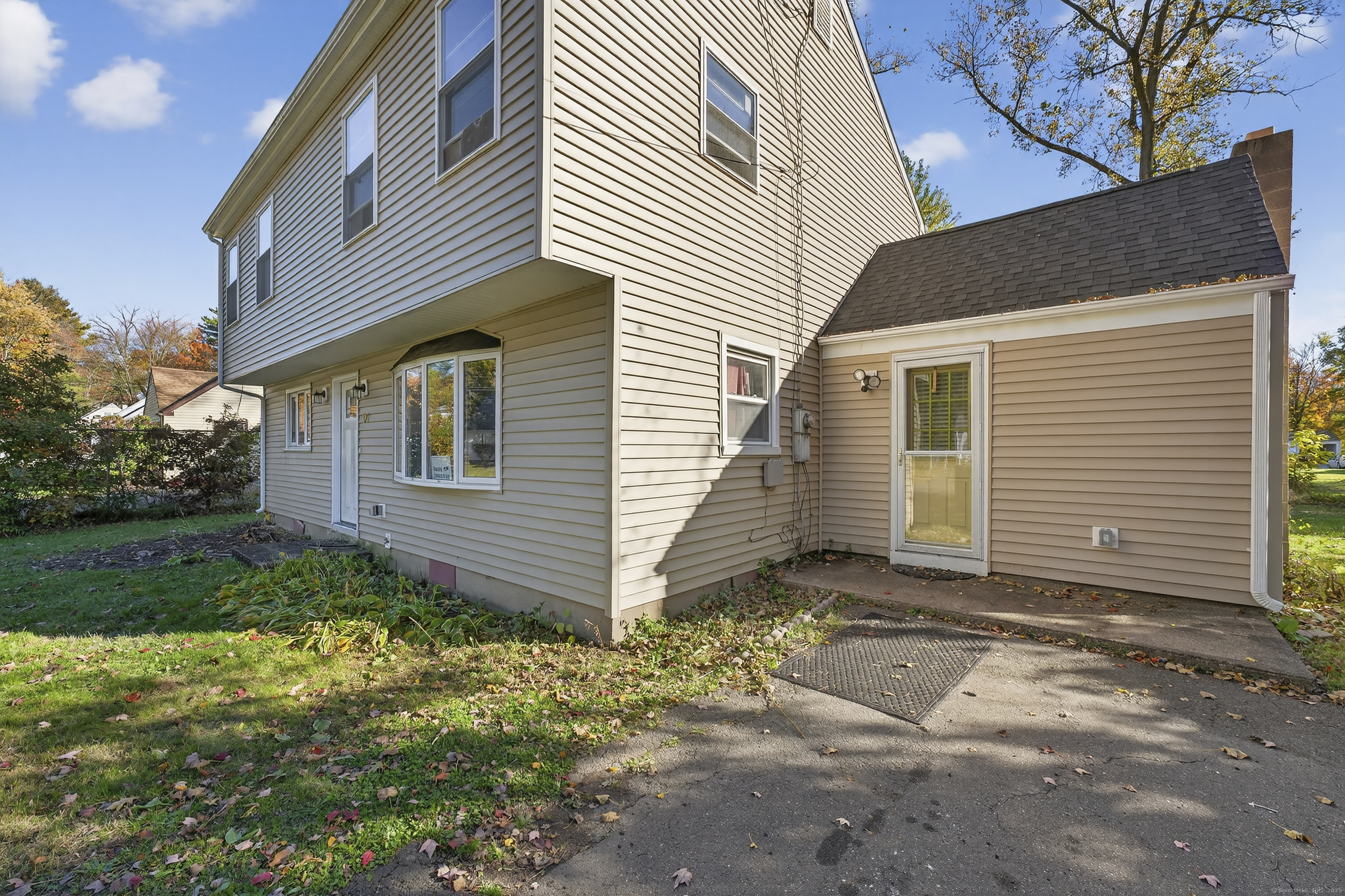 97 Boothbay Street Bloomfield CT 06002