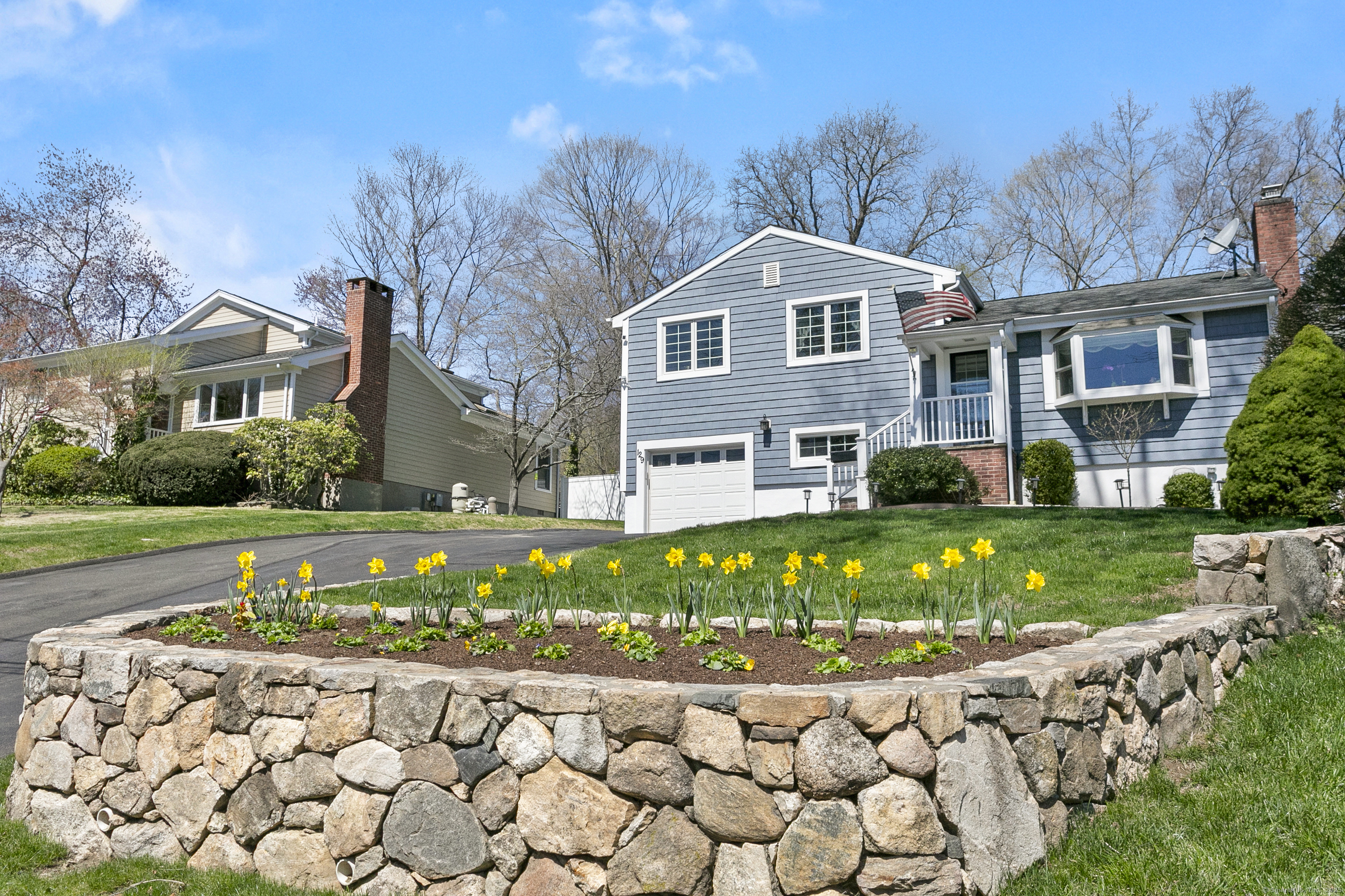 129 Gaymoor Drive Stamford CT 06907