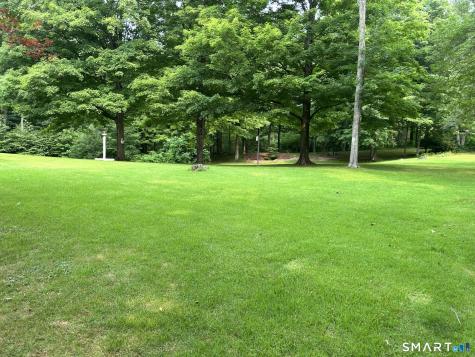 393 Turkey Hill Road Haddam CT 06438