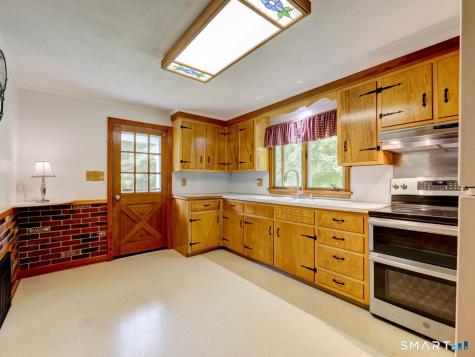 393 Turkey Hill Road Haddam CT 06438