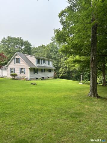 393 Turkey Hill Road Haddam CT 06438