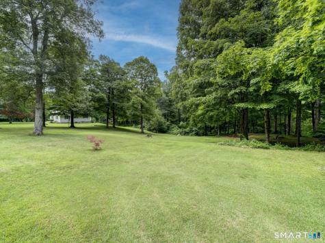 393 Turkey Hill Road Haddam CT 06438