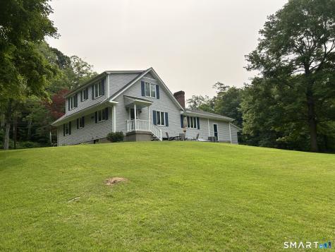 393 Turkey Hill Road Haddam CT 06438