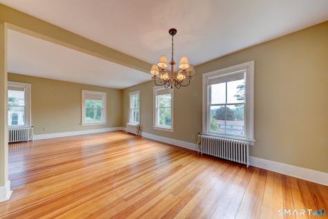 840 Worthington Ridge Berlin CT 06037