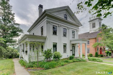 840 Worthington Ridge Berlin CT 06037