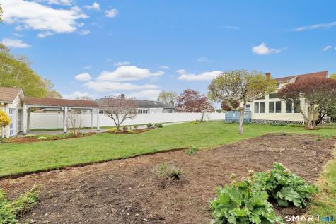 22 Morgan Park Clinton CT 06413