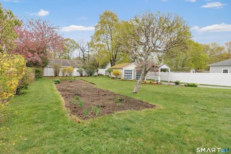 22 Morgan Park Clinton CT 06413