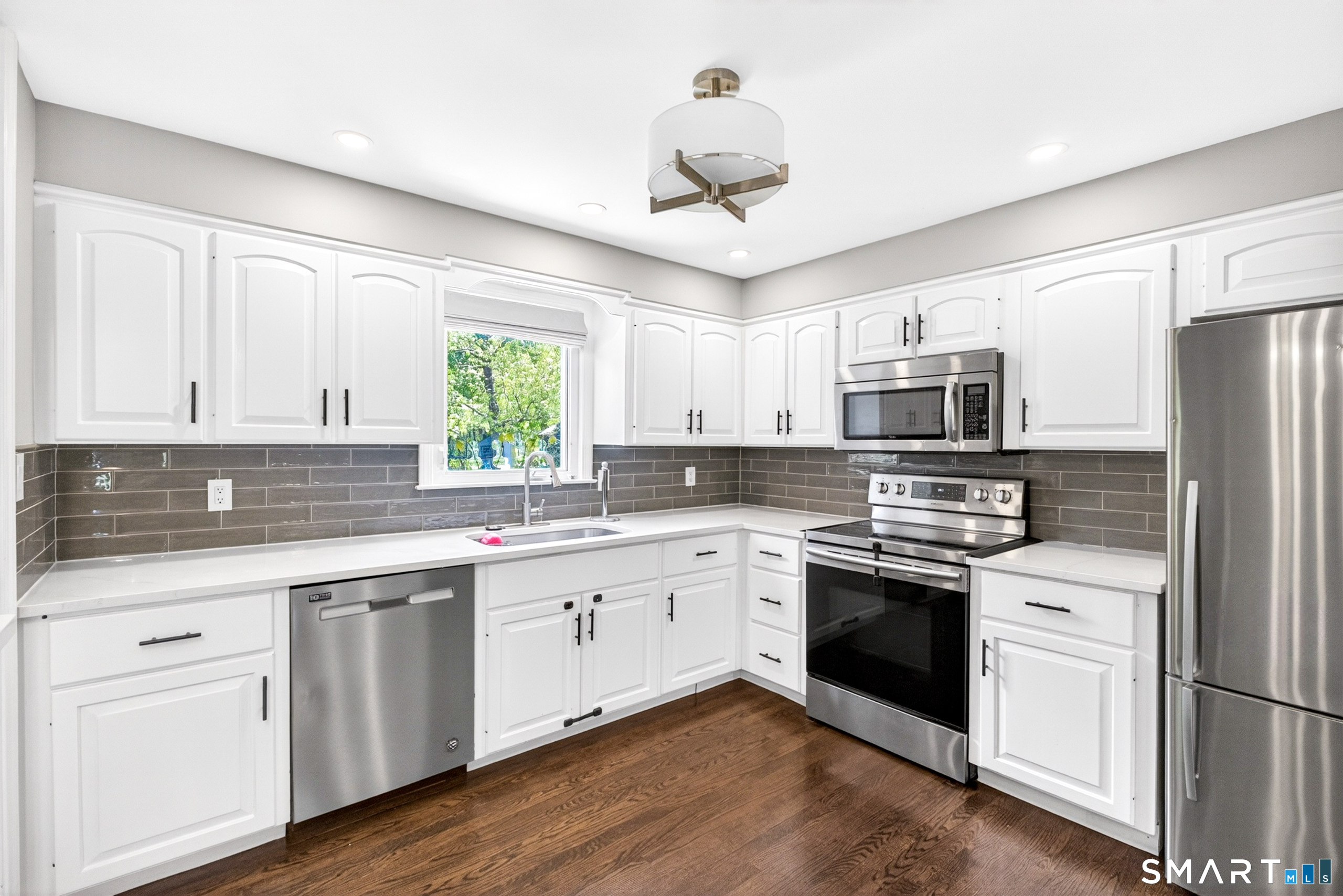 568 Wiese Road Cheshire CT 06410