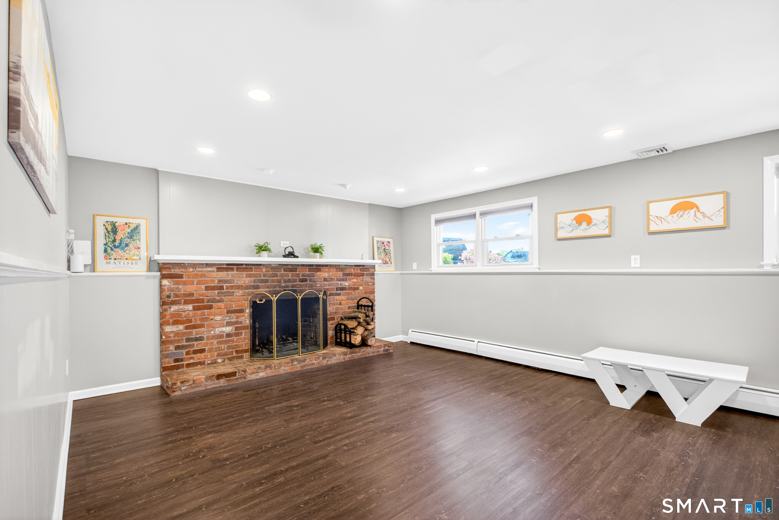 568 Wiese Road Cheshire CT 06410