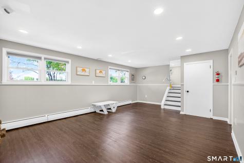 568 Wiese Road Cheshire CT 06410