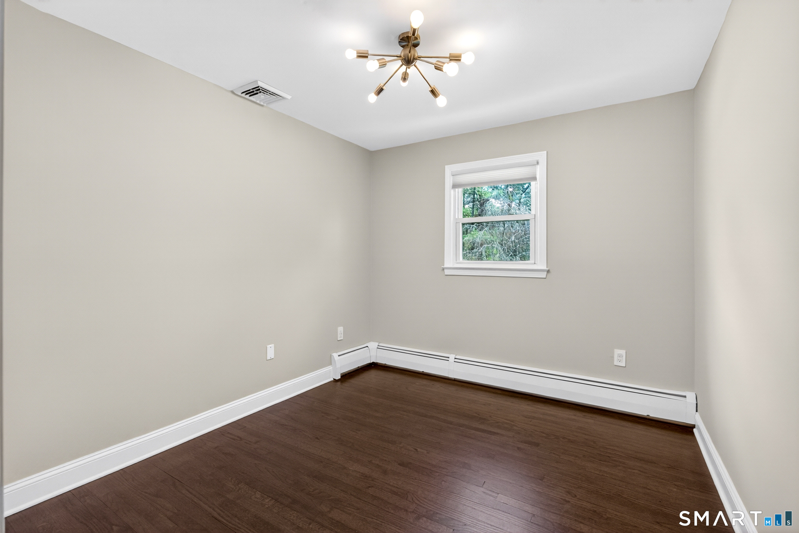 568 Wiese Road Cheshire CT 06410