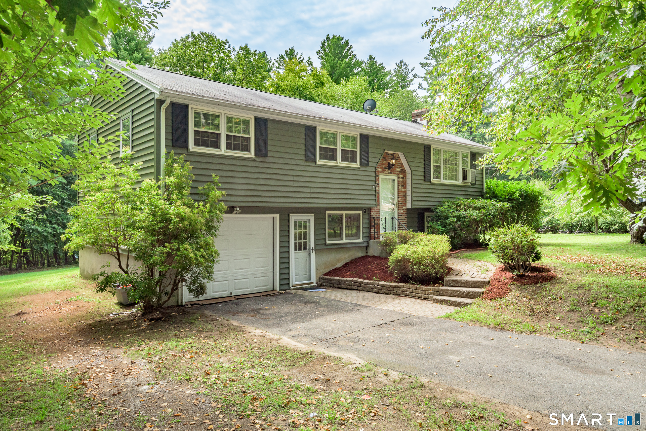20 Ridgewood Road Willington CT 06279