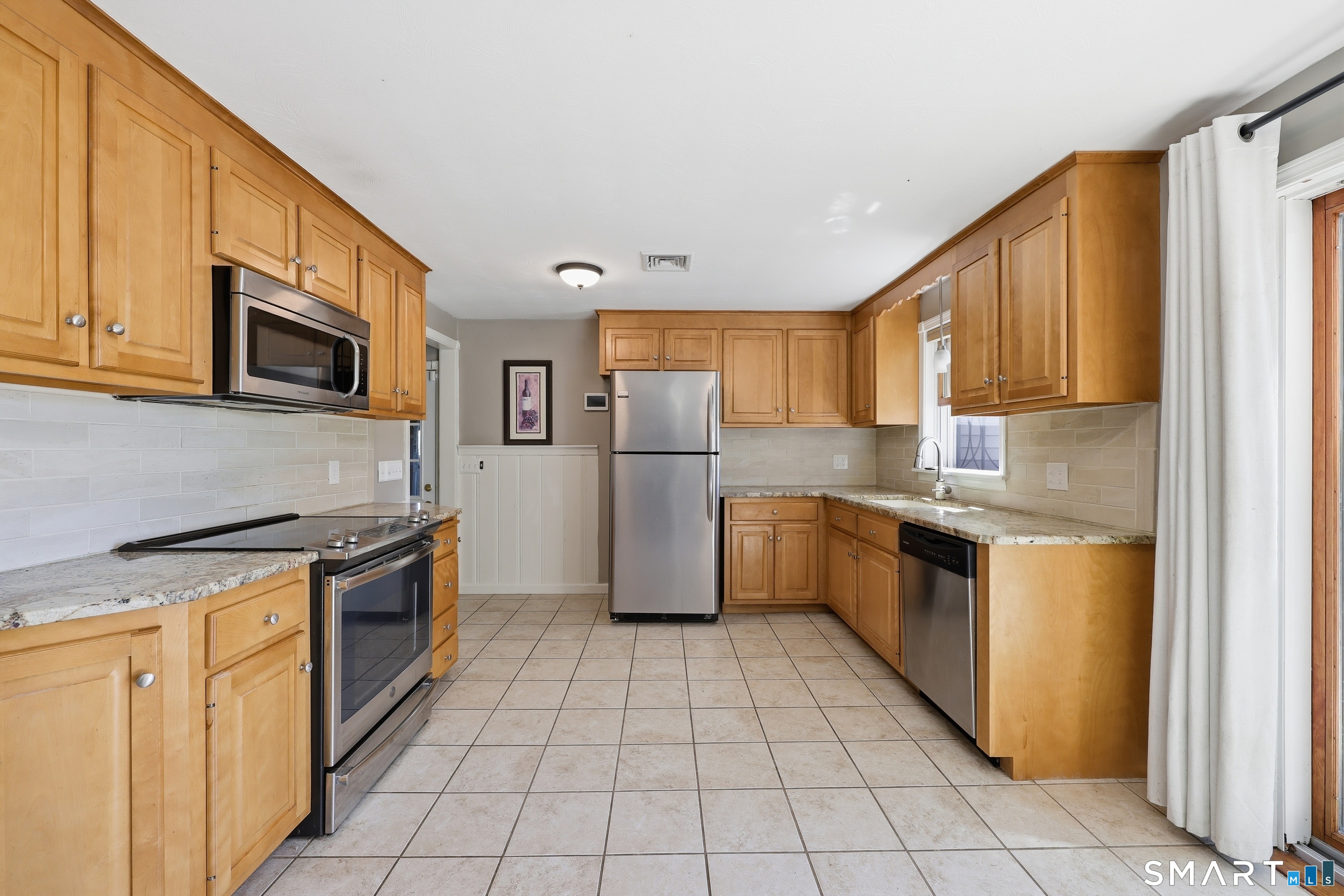 67 Countryside Lane Suffield CT 06078