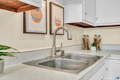 40 Middle River Road Danbury CT 06811