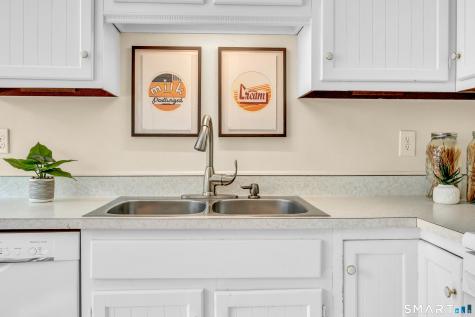 40 Middle River Road Danbury CT 06811