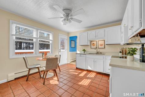 40 Middle River Road Danbury CT 06811