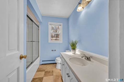 40 Middle River Road Danbury CT 06811