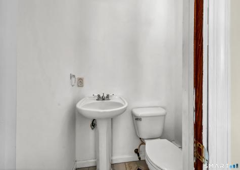 40 Middle River Road Danbury CT 06811