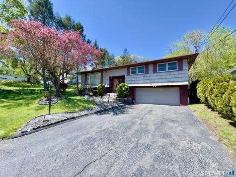 25 Greenfield Avenue Waterbury CT 06708