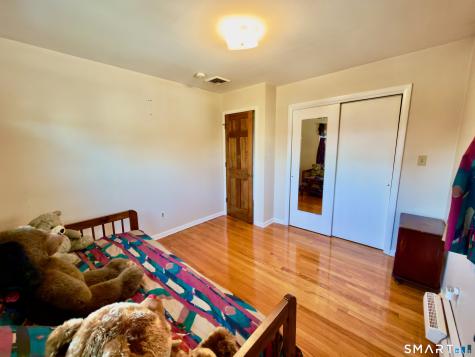 25 Greenfield Avenue Waterbury CT 06708