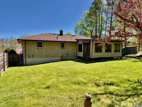 25 Greenfield Avenue Waterbury CT 06708