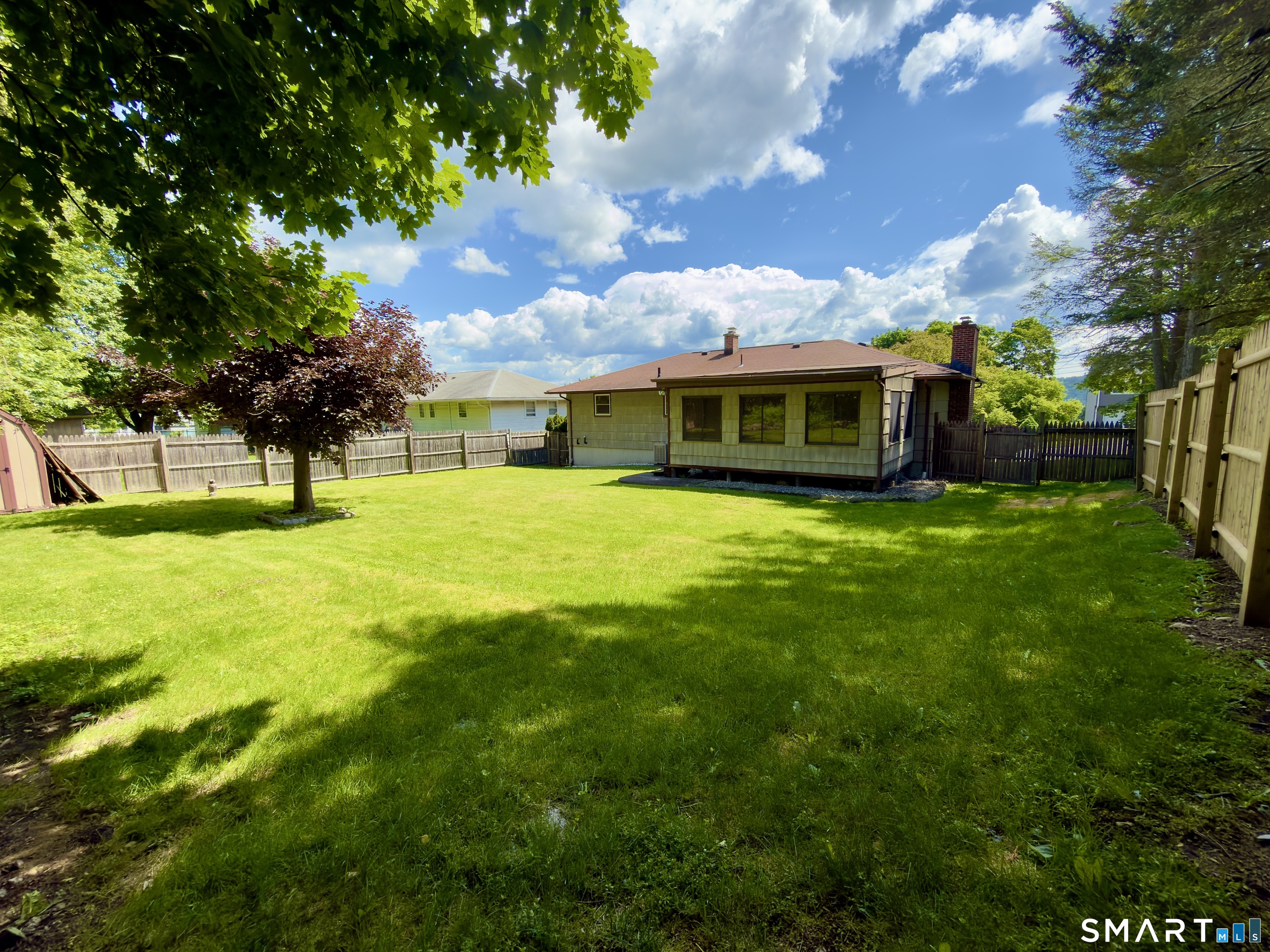 25 Greenfield Avenue Waterbury CT 06708
