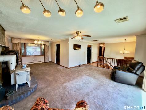 25 Greenfield Avenue Waterbury CT 06708