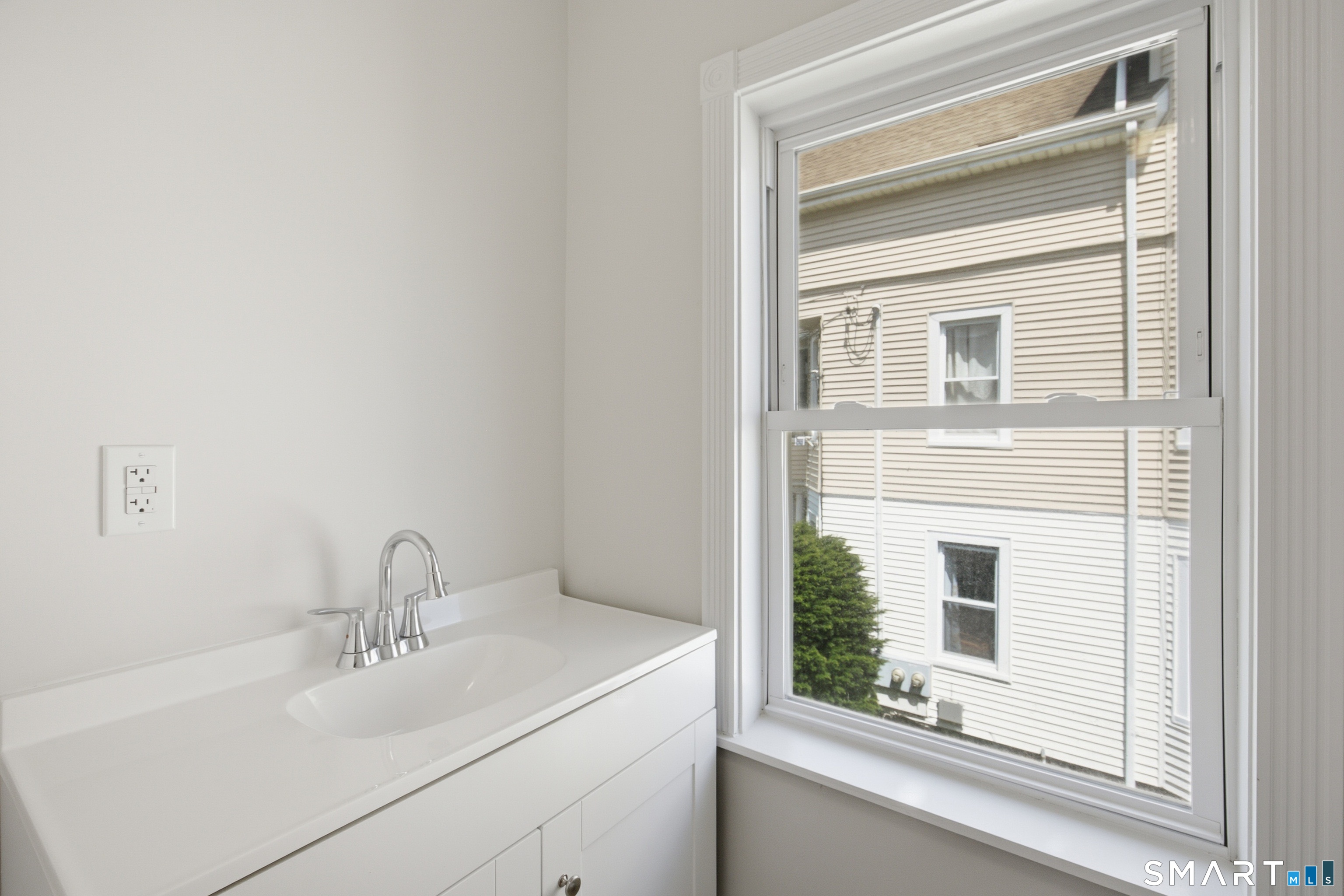208 Hart Street New Britain CT 06052