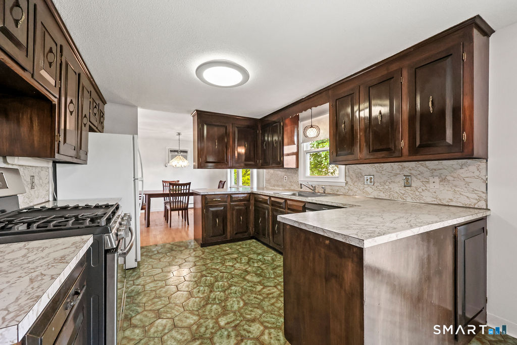 142 Wolcott Hill Road Wethersfield CT 06109