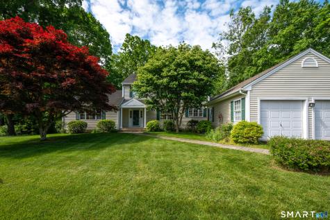 20 Pequot Court Monroe CT 06468