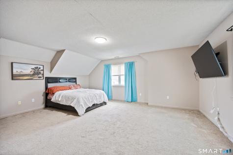 14 Jason Court Naugatuck CT 06770