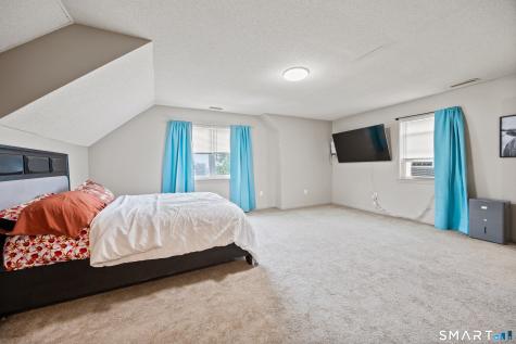 14 Jason Court Naugatuck CT 06770