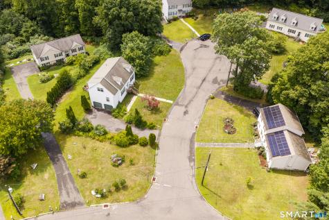 14 Jason Court Naugatuck CT 06770