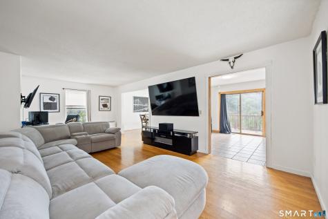 14 Jason Court Naugatuck CT 06770
