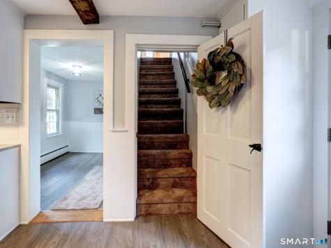 25 Maple Avenue Canton CT 06019