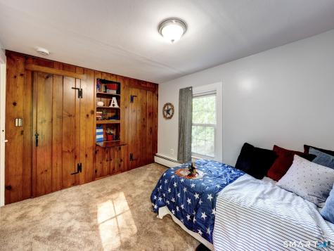 25 Maple Avenue Canton CT 06019