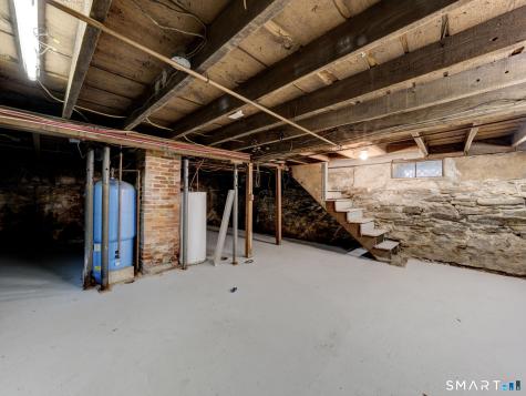 25 Maple Avenue Canton CT 06019